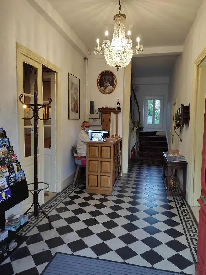 Hotel des Voyageurs Rocamadour 2*,